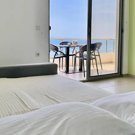 דירה Spring Sea View