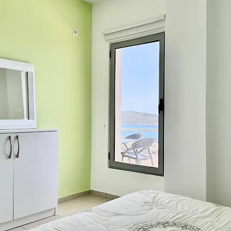 דירה Spring Sea View