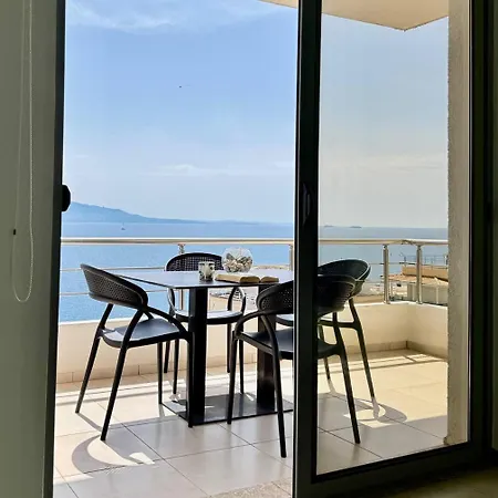 Spring Sea View Apartment *