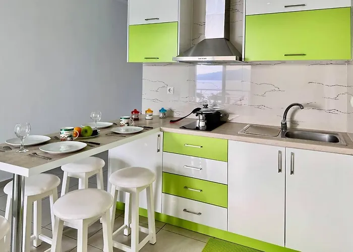 Spring Sea View Apartament Saranda